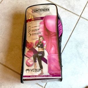 Venom weighted pink gloves
